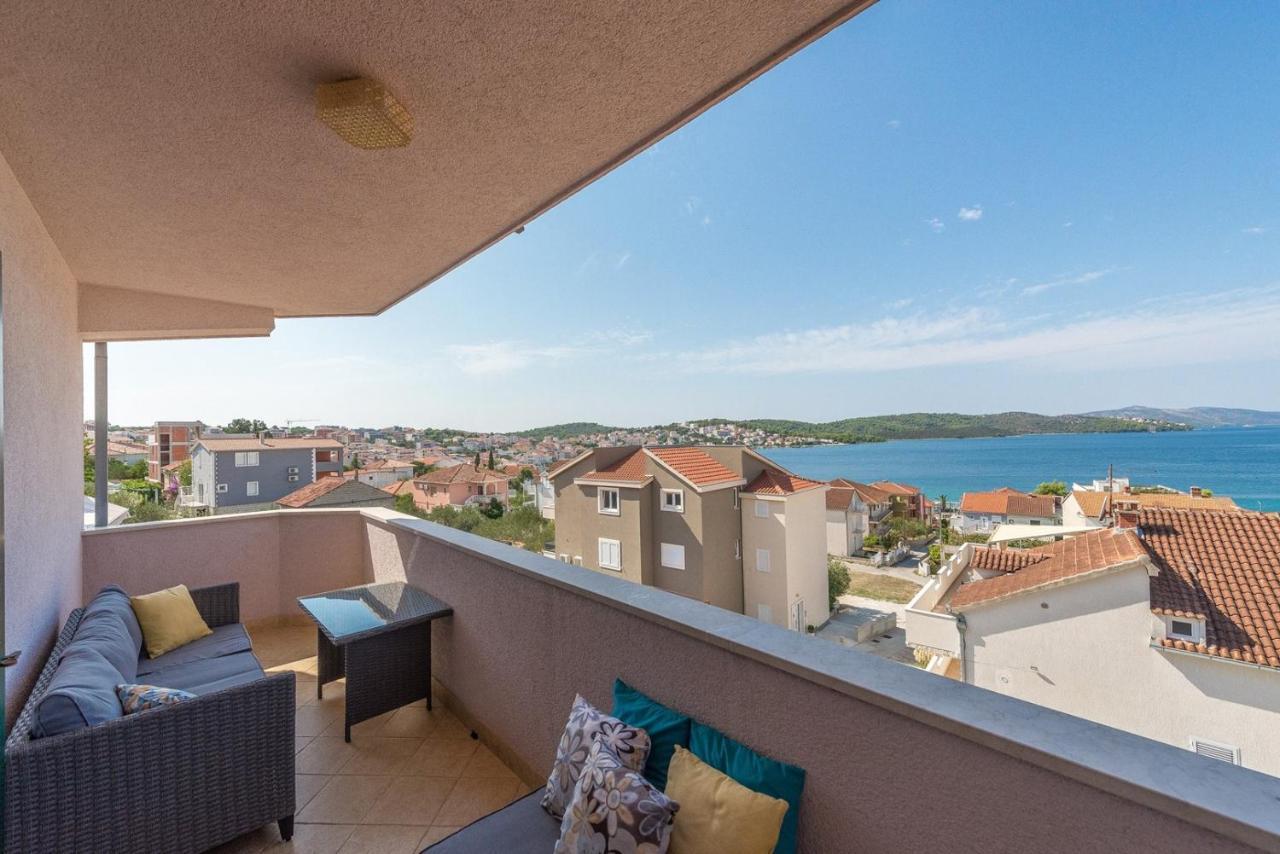 Apartments Ivana-Mira Okrug Gornji Exteriör bild